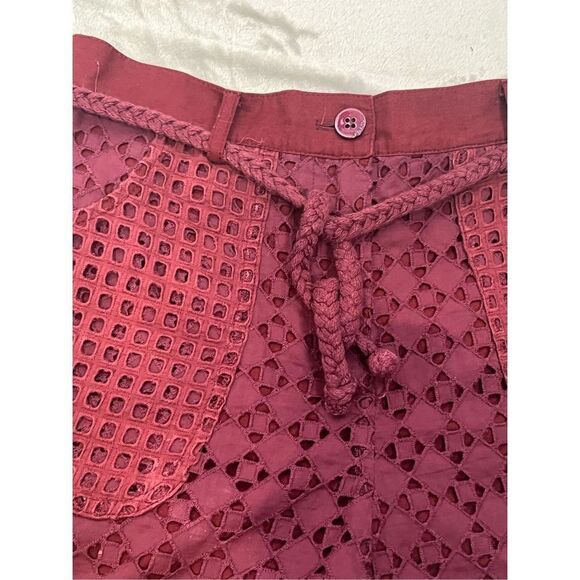 Pinko Women's Burgundy Eyelet Lace High-Rise Belted Shorts Size 2 - Picture 4 of 9